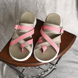 Sketchers Goga Max Sandals